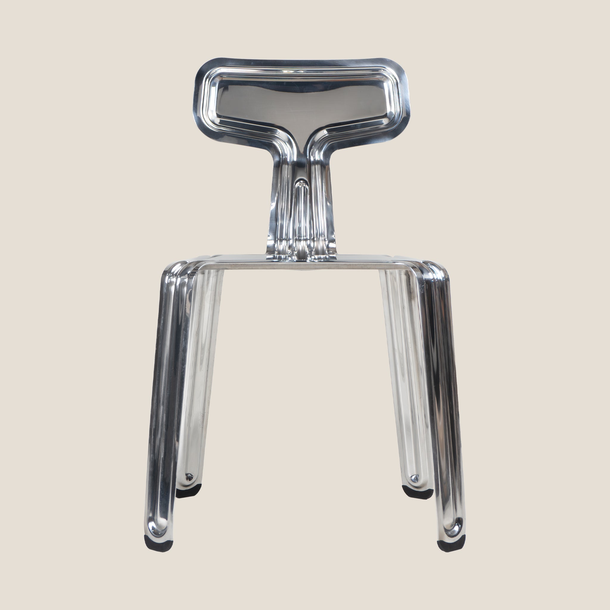 MOORMANN_PRESSED_CHAIR_POLIERT