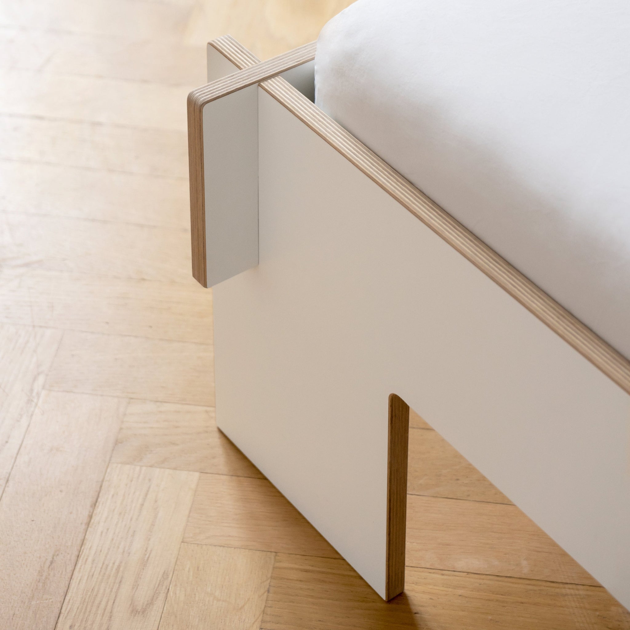 Nils Holger Moormann Siebenschläfer Bett Designer Minimalistisch 