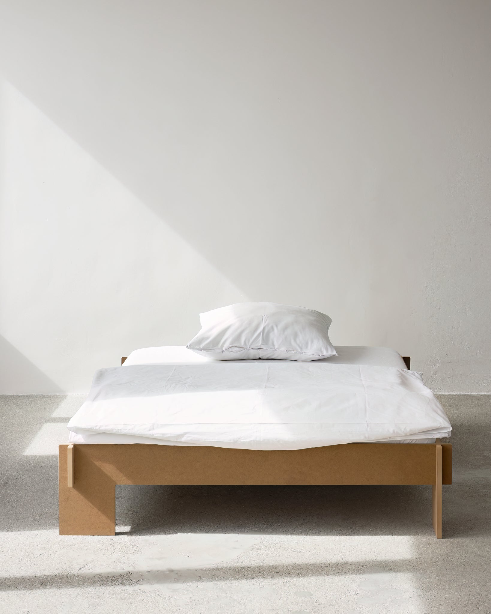 Nils Holger Moormann Siebenschläfer Bett Designer Minimalistisch 