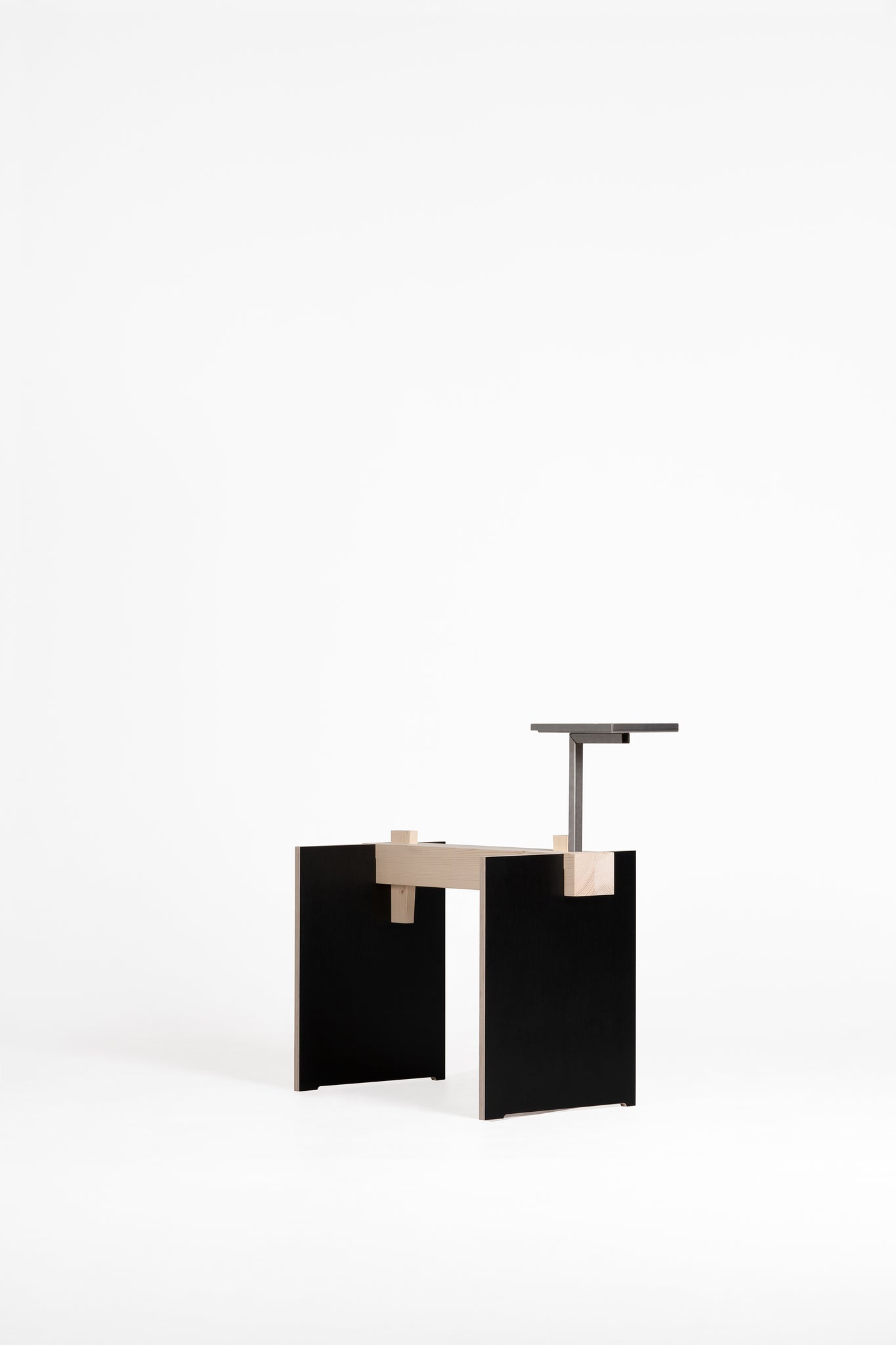 Nils Holger Moormann kein Bock modulare Garderobe Sitzmöbel Holz Kunstobjekt Designer minimalistisch 