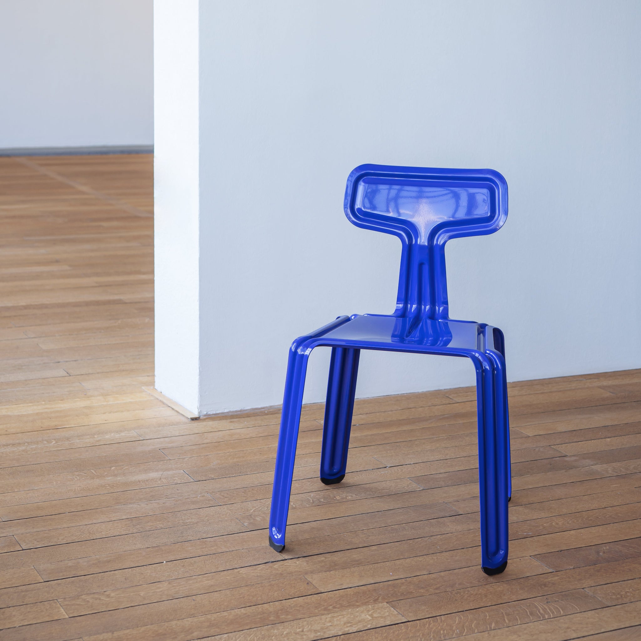Moormann Pressed Chair (beste Ware – erste Wahl)