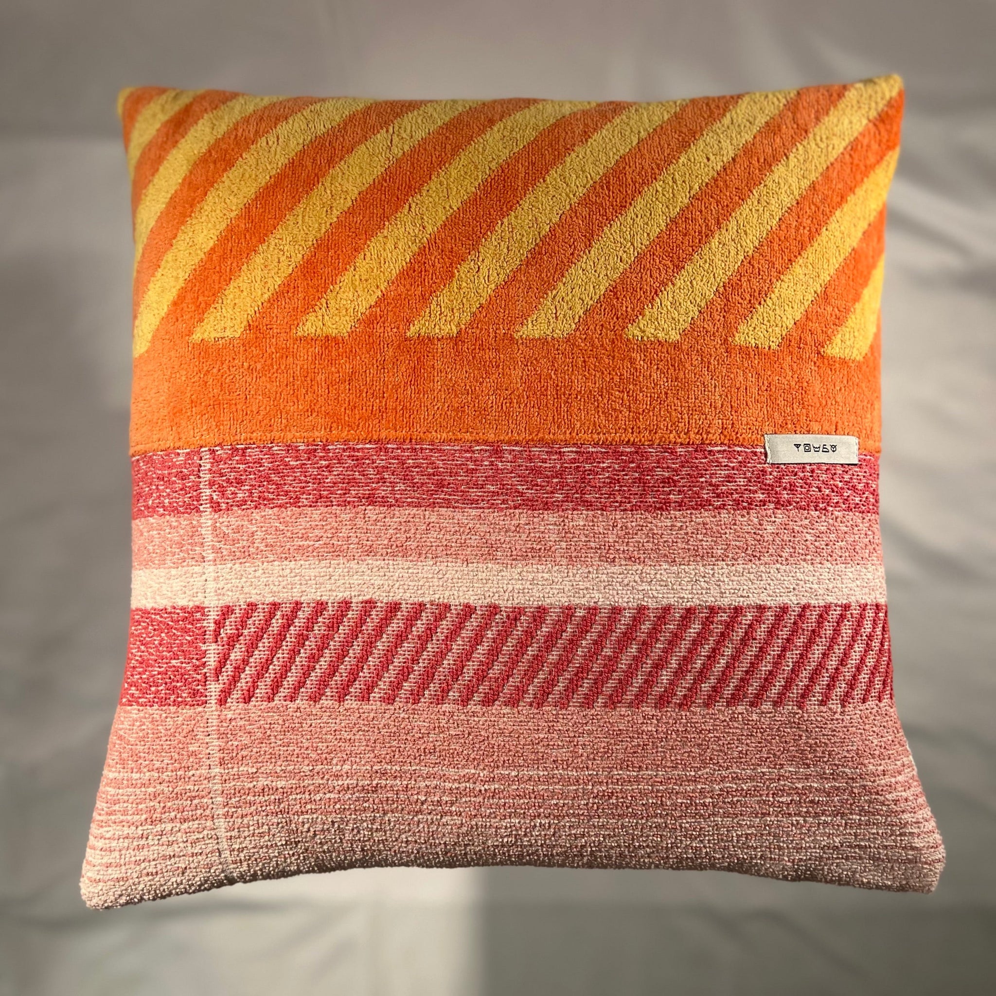 SALONE DI ASCHAU PILLOW 02