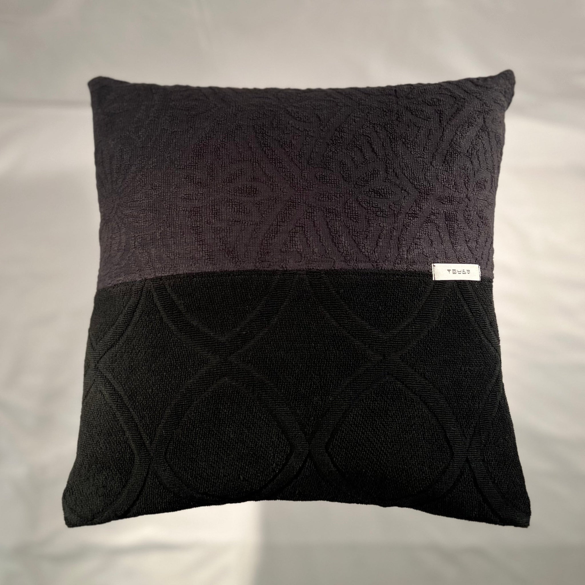 SALONE DI ASCHAU PILLOW 03