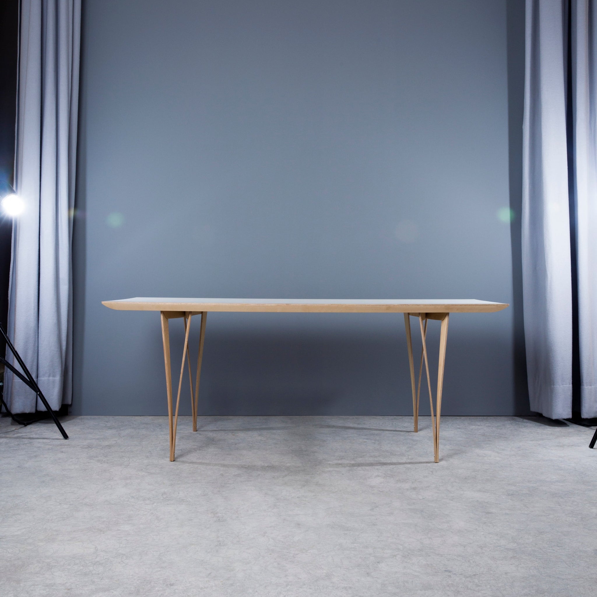 Moormann Spanoto Tisch (beste Ware – erste Wahl)