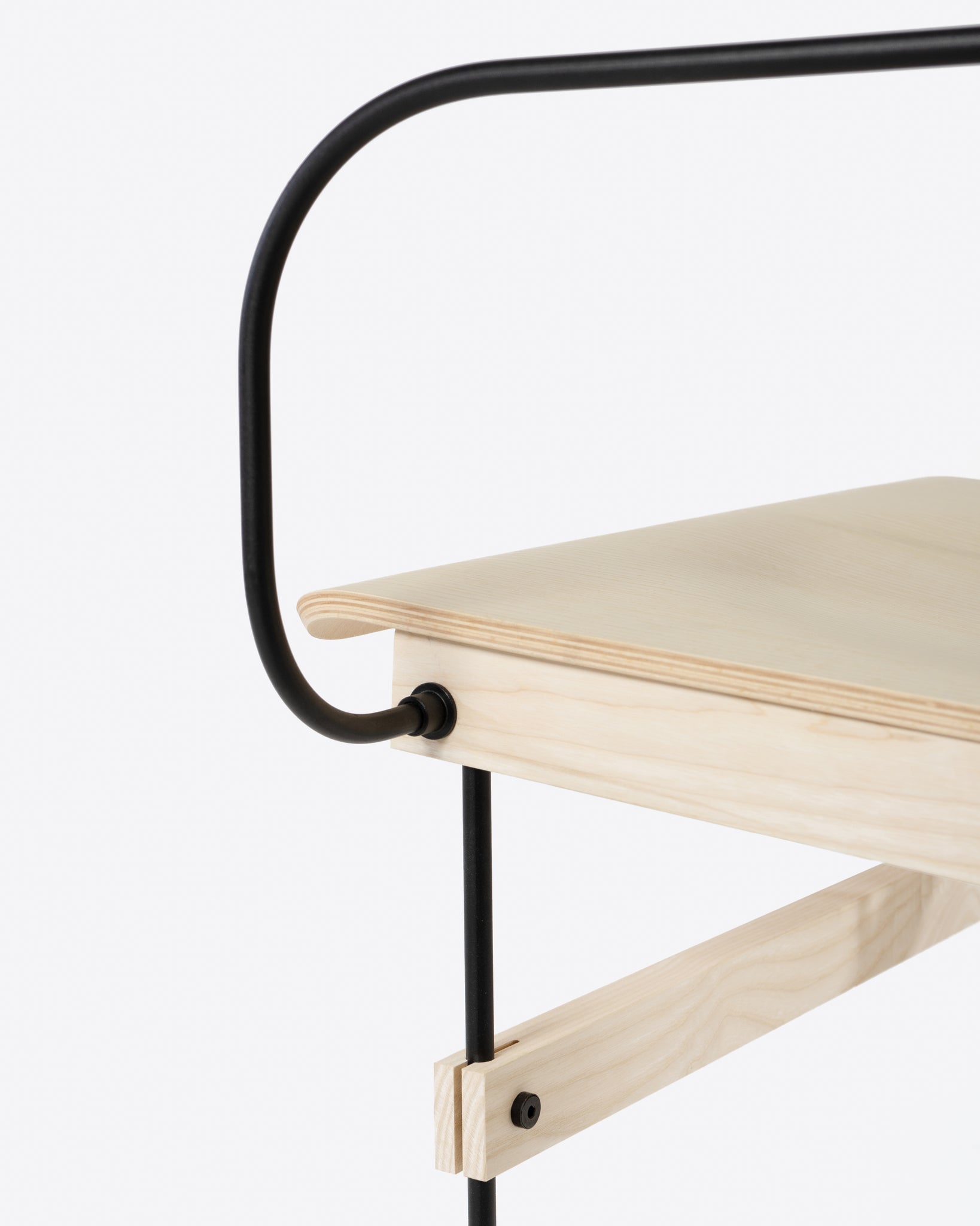 Nils Holger Moormann Brutissimo Sessel Lounge Chair mit Armlehne Holz Metall Designer minimalistisch
